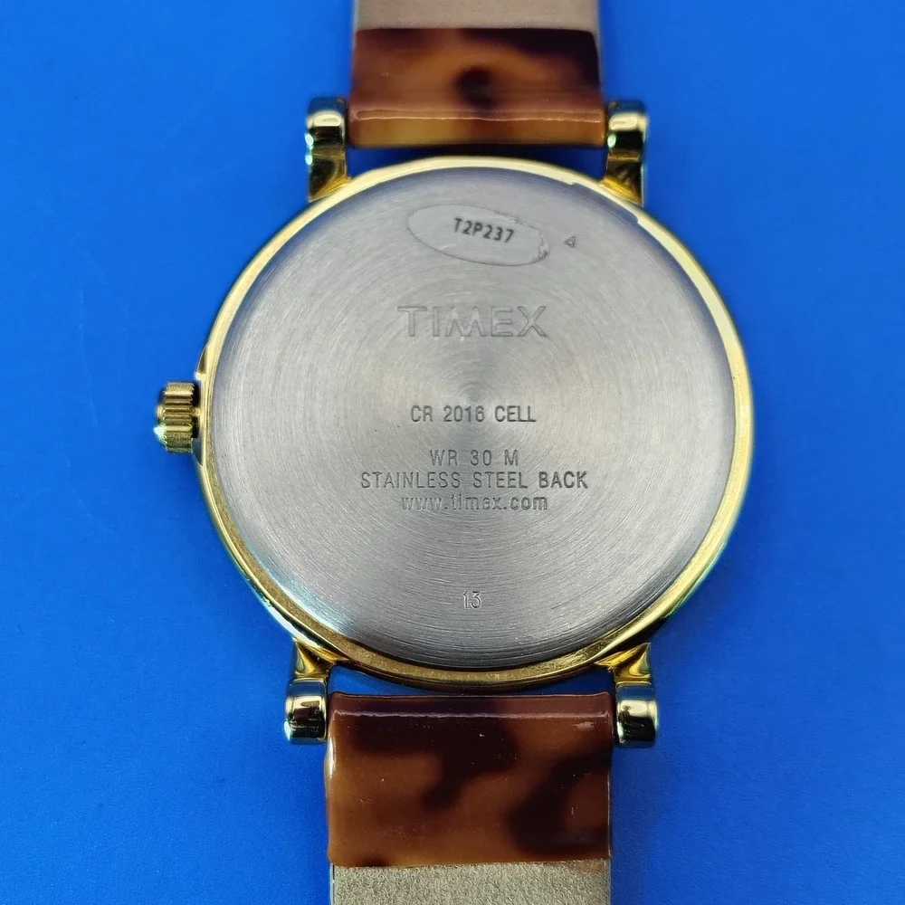 Vintage 2012 Timex Easy Reader Indiglo 38mm Gold Tone Mens‎ Quartz Dress Watch